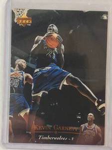 lot 275 image: Kevin Garnett Rookie Upper Deck No. 273