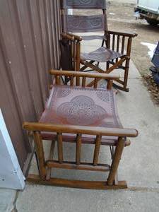 lot 103 image: Leather rocker & ottoman. Used condition. Nice shape. As shown. THIS ITEM HAS A RESERVE.