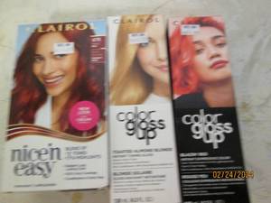 3 clairol hair dye kits...