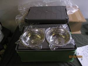pet feeding bowls...
