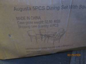 augusta 5 piece dining set open box red