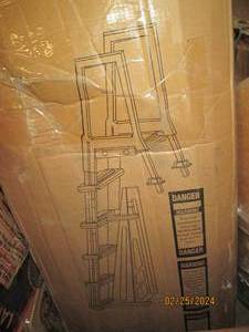 heavy duty in pool ladder...
