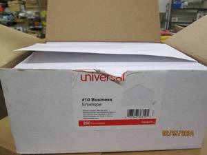 box of #10 bussinees envelopes 250 in box