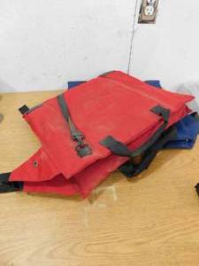 lot 5 image: set of two Seat cushions with backs.