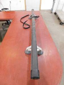 lot 31 image: 64 inch Canoe Vehicle Rack