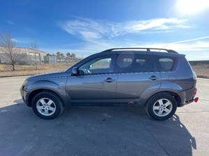2008 Mitsubishi Outlander ES - AWD