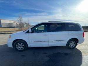 2011 Chrysler Town & Country Touring