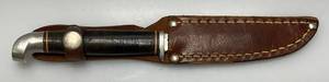 lot 104 image: Vintage Kinfolks Model 933 Knife & Leather Sheath (Good Condition)