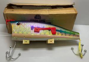 lot 125 image: Rivers Edge Fishing Lure Mailbox