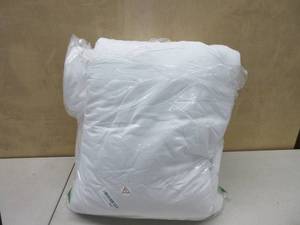 lot 611 image: Sunbeam Polyester Wi-Fi Connected Mattress Pad, Electric Blanket, 10 Heat Settings, Full Size USED, NO BOX, HEATING SETTINGS WORK