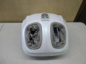 lot 651 image: HoMedics Shiatsu Air 2.0 Foot Massager with Soothing Heat and Rhythmic Air Compression, 3 Customized Controls and Intensities, Washable Liner, At-Home Kneading Massage Relaxes Feet, 3 Speed Options OPEN BOX, WORKS BUT HEATING DOES NOT, TESTED