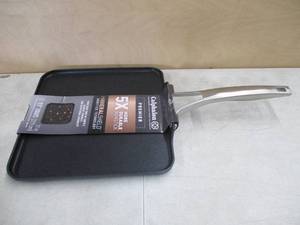 lot 708 image: Calphalon Contemporary Hard-Anodized Aluminum Nonstick Cookware, Square Griddle Pan, 11-inch, Black - Scratched, In Nice Condition.