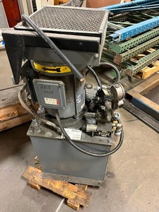 NOTT Company M# TC091005 Hydraulic pump and tankcondition unknownSystem Pressure 5000 PSI