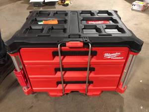 Milwaukee PACKOUT 22 in. Modular 3-Drawer Tool Box with Metal Reinforced Corners Customer Returns See Pictures