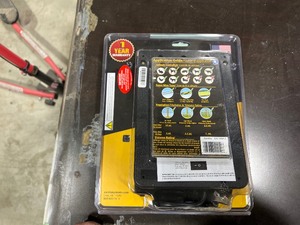 ELECTRIC FENCE CONTROLLER