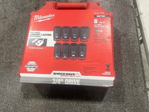 MILWAUKEE 8 PIECE 34 DRIVE IMPACT SOCKET KIT METRIC 49-66-7020