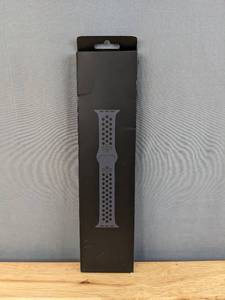lot 21A image: Brand New Apple Watch 40mm AnthraciteBlack Nike Sport Band SM & ML Y