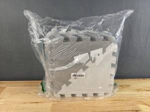lot 74 image: New Set of 18 EVA Rubber Foam Puzzle Tiles - Grey and White F