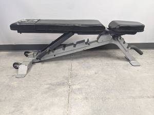 lot 96 image: Body Solid Adjustable Weight Bench B