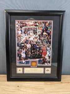 lot 5 image: Amazing Limited Edition Michael Jordans Last Shot Framed Matted Print #379523,000 with Silver Facsimile Signature 15.5x12.5 E