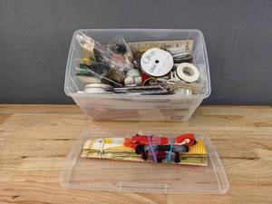 lot 73 image: A Bin of Sewing Supplies E