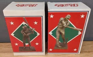 lot 103A image: MLB National Baseball Hall of FamePepsi Bronze Figurines Minnesota Twins Tony Oliva #6 and Joe Mauer #7  E