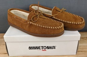 lot 80C image: Minnetonka Pile Lined Hardsole Moccasins Mens Size 14  N