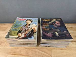 lot 112 image: Stacks of Vintage 1970s-1990s Guitar Players Magazines E