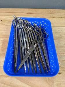 lot 111 image: Basket of Long Metal Scissors E