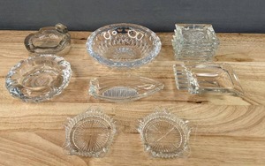 lot 124 image: Vintage Glass Ashtray Collection E