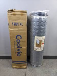 lot 33A image: New Coolvie Twin XL Mattress Pad T
