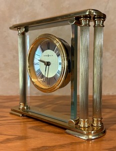 lot 28 image: Howard Miller Clock