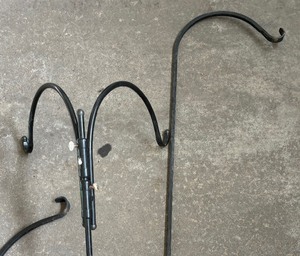 lot 113 image: Shepards Hooks
