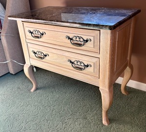 lot 53 image: Thomasville Marble Top Side Table  Night Stand