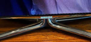 lot 117 image: Samsung 55 Inch TV