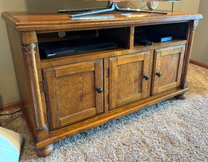 lot 122 image: Wooden Media Cabinet