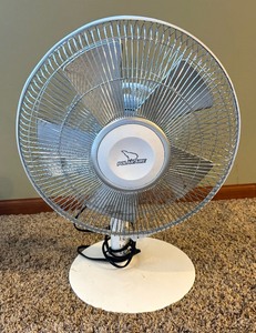 lot 137 image: Three Electric Home Table Top Fans
