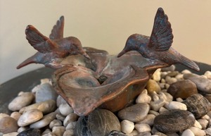 lot 146 image: Hummingbird Motif Water Fountain