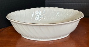 lot 174 image: Beautiful Bowl, Vase and Pedestal Plate by Belleek and Crown Classics
