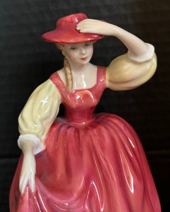 lot 180 image: Royal Doulton Buttercup Figurine