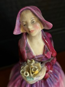 lot 181 image: Royal Doulton Dorcas Figurine