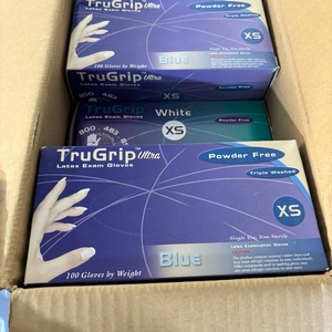 lot 125 image: 1 Case (20 boxes per case100 gloves per box) NEW TruGrip P2600 100-Pack Non-Sterile Disposable Powder-Free Latex Exam Gloves - Size XS Blue