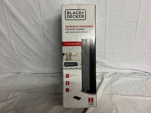 lot 59 image: Black  Decker Vertical or Horizontal Ceramic Heater - Powers on