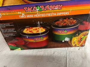 lot 64 image: 2 Mini Heated Fiesta Dippers