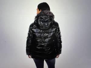 lot 73 image: White Mark Womens Plus Metallic Hooded Puffer Jacket - BLACK - Size 2XL