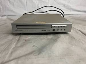 lot 128 image: HarmonTec DV-105 DVDVCDCD Player