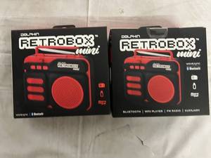 lot 150 image: 2 Dolphin Retrobox Mini Bluetooth Speaker - Red