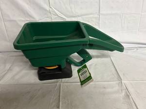 lot 183 image: Expert Gardener Handheld Spreader