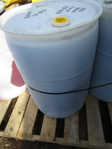 lot 24 image: Mobil Special 5-W-30 Oil, 230qts