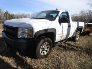 lot 10 image: Chev 2008 Silverado 2WD